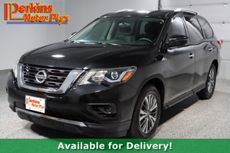 Used 2019 Nissan Pathfinder S image 1