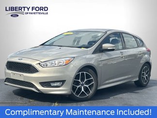 Used 2016 Ford Focus SE w/ SE Sport Package image 1