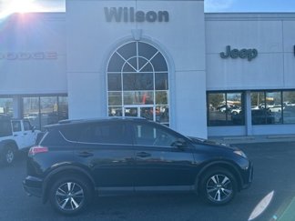 Used 2017 Toyota RAV4 XLE image 1