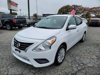 Used 2019 Nissan Versa SV image 1