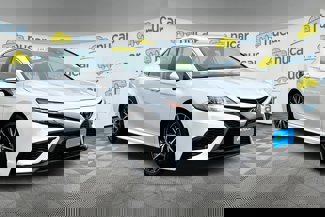 Used 2022 Toyota Camry SE image 1