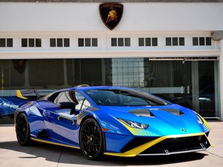 Used 2022 Lamborghini Huracan STO image 1