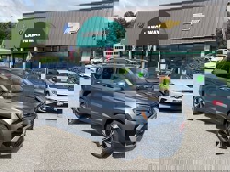 New 2025 Volkswagen Taos SE image 1