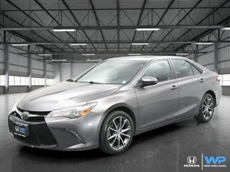 Used 2015 Toyota Camry XSE image 1