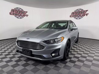 Used 2020 Ford Fusion SE w/ Equipment Group 151A image 1