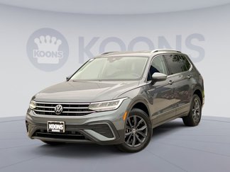 Used 2022 Volkswagen Tiguan SE image 1