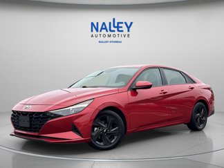 Used 2023 Hyundai Elantra SEL image 1