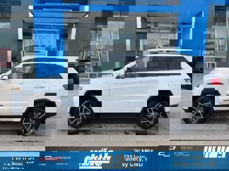 Used 2018 Jeep Grand Cherokee Limited image 1