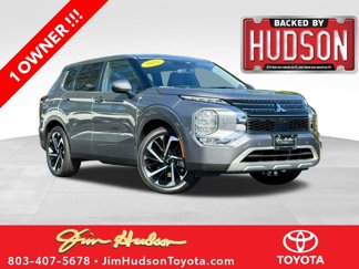 Used 2022 Mitsubishi Outlander SE image 1