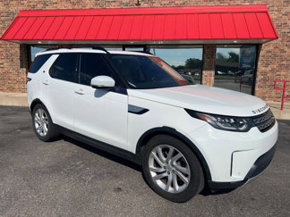 Used 2017 Land Rover Discovery HSE image 1