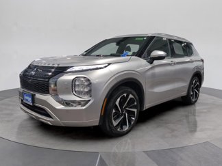 Used 2022 Mitsubishi Outlander SEL image 1