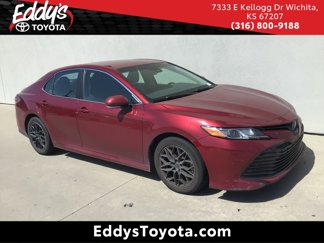 Used 2018 Toyota Camry LE image 1