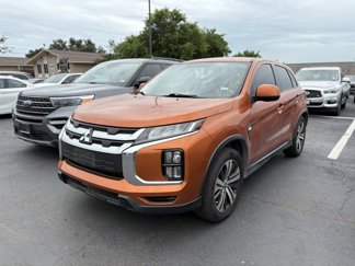 Used 2020 Mitsubishi Outlander Sport ES image 1