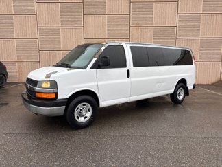 Used 2008 Chevrolet Express 3500 Extended Passenger w/ LT Preferred Equipment Group image 1