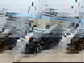 Used 2019 Toyota Camry LE image 1