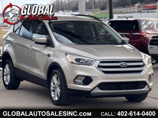 Used 2017 Ford Escape SE w/ Equipment Group 201A image 1