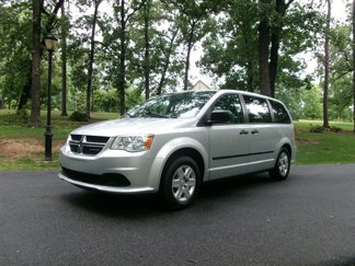 Used 2011 Dodge Grand Caravan image 1