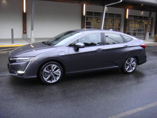 Used 2018 Honda Clarity Touring image 1