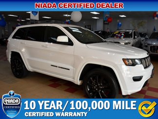 Used 2020 Jeep Grand Cherokee Altitude image 1