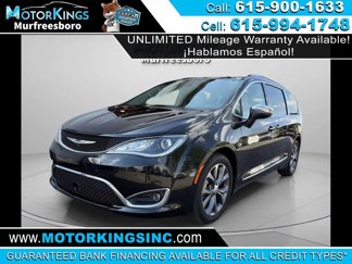 Used 2017 Chrysler Pacifica Limited image 1