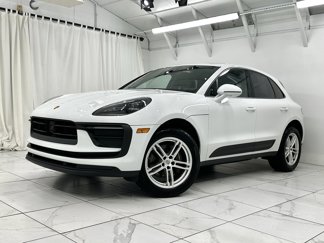 New 2024 Porsche Macan image 1