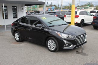 Used 2022 Hyundai Accent SEL image 1