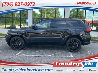 Used 2019 Jeep Grand Cherokee Altitude image 1