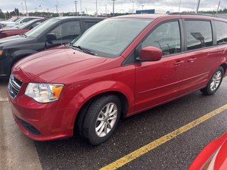 Used 2016 Dodge Grand Caravan SXT image 1