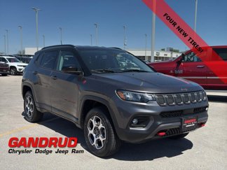 Used 2022 Jeep Compass Trailhawk image 1