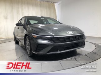 New 2025 Hyundai Elantra SE image 1