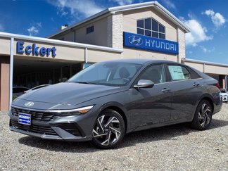 New 2025 Hyundai Elantra SEL image 1