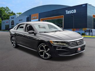 Used 2020 Volkswagen Passat 2.0T R-Line image 1