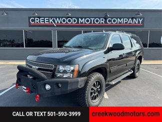 Used 2011 Chevrolet Suburban LT image 1