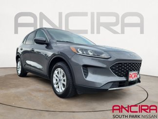 Used 2021 Ford Escape SE image 1
