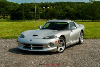 Used 1999 Dodge Viper GTS image 1