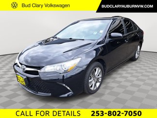 Used 2017 Toyota Camry image 1
