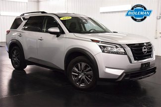 Used 2022 Nissan Pathfinder SV w/ SV Premium Package image 1