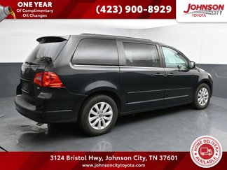 Used 2014 Volkswagen Routan SE image 1