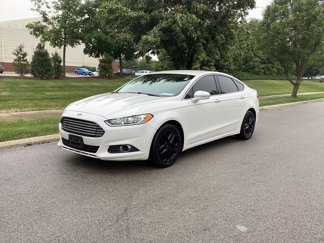 Used 2016 Ford Fusion SE w/ Equipment Group 202A image 1