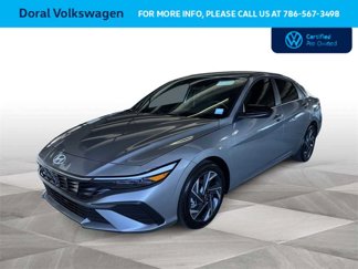 Used 2025 Hyundai Elantra Sport image 1