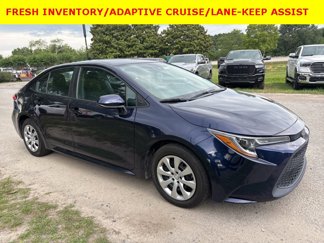 Used 2022 Toyota Corolla LE image 1