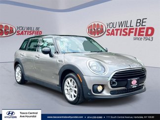 Used 2017 MINI Cooper Clubman ALL4 image 1