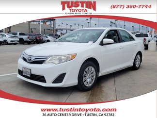 Used 2014 Toyota Camry LE image 1