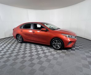 Used 2022 Kia Forte LXS image 1