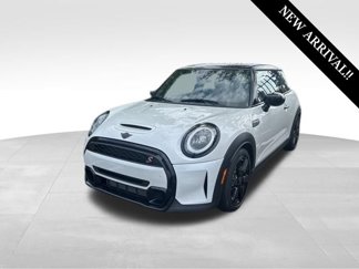 Certified 2023 MINI Cooper S image 1