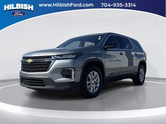 Used 2023 Chevrolet Traverse LS image 1
