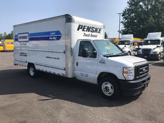 Used 2022 Ford E-350 and Econoline 350 Super Duty image 1