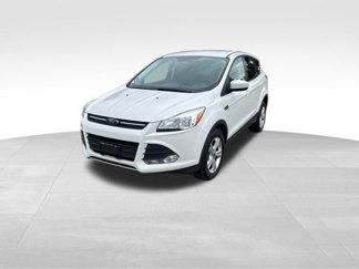Used 2015 Ford Escape SE image 1