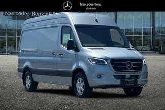 New 2025 Mercedes-Benz Sprinter 2500 image 1