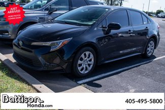 Used 2024 Toyota Corolla LE image 1